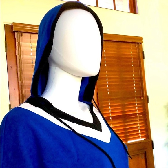 New York & Co Pullover Hoodie - Picture 5 of 7